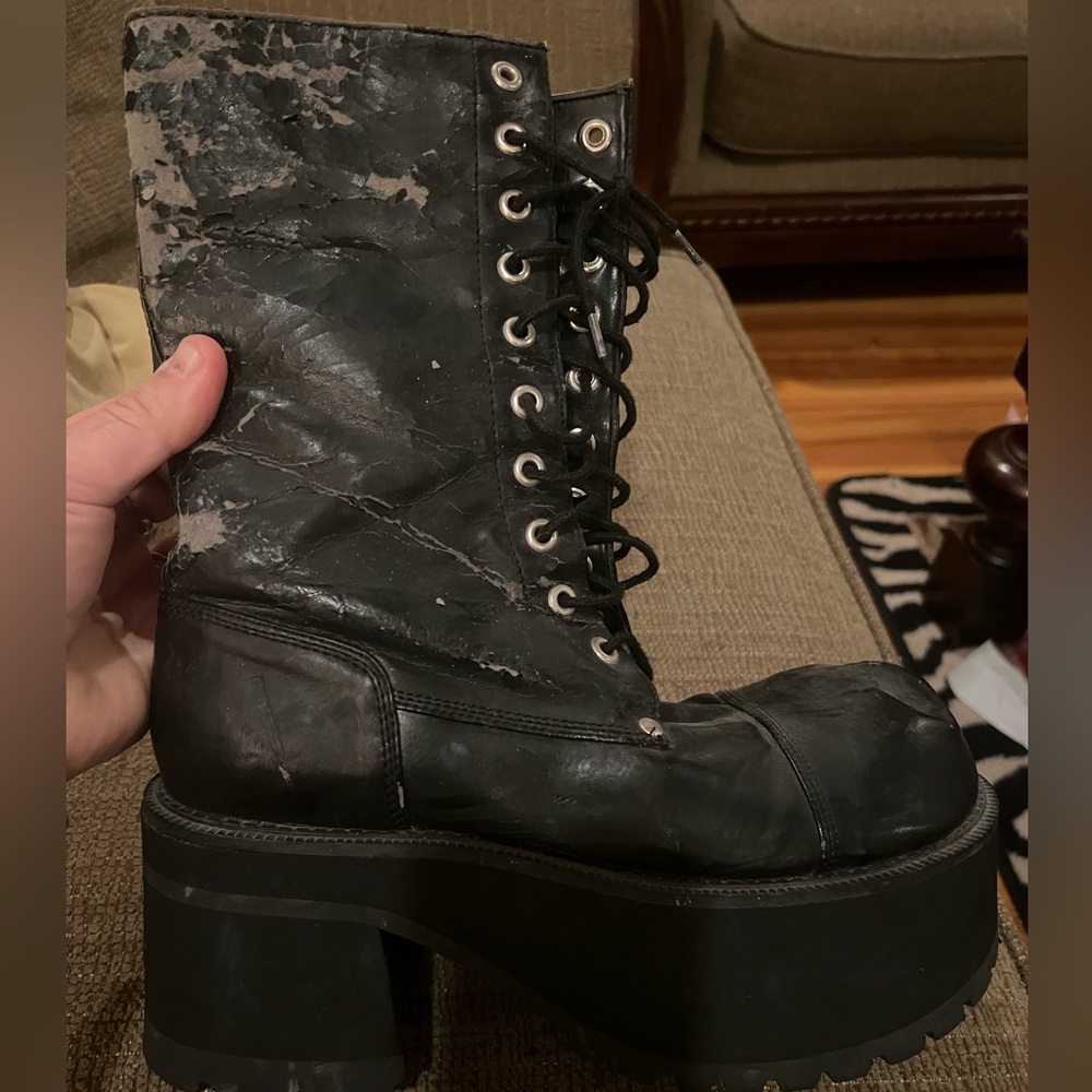Vintage Morbid Threads Unisex Platform Boots Size: (mens) 9-10